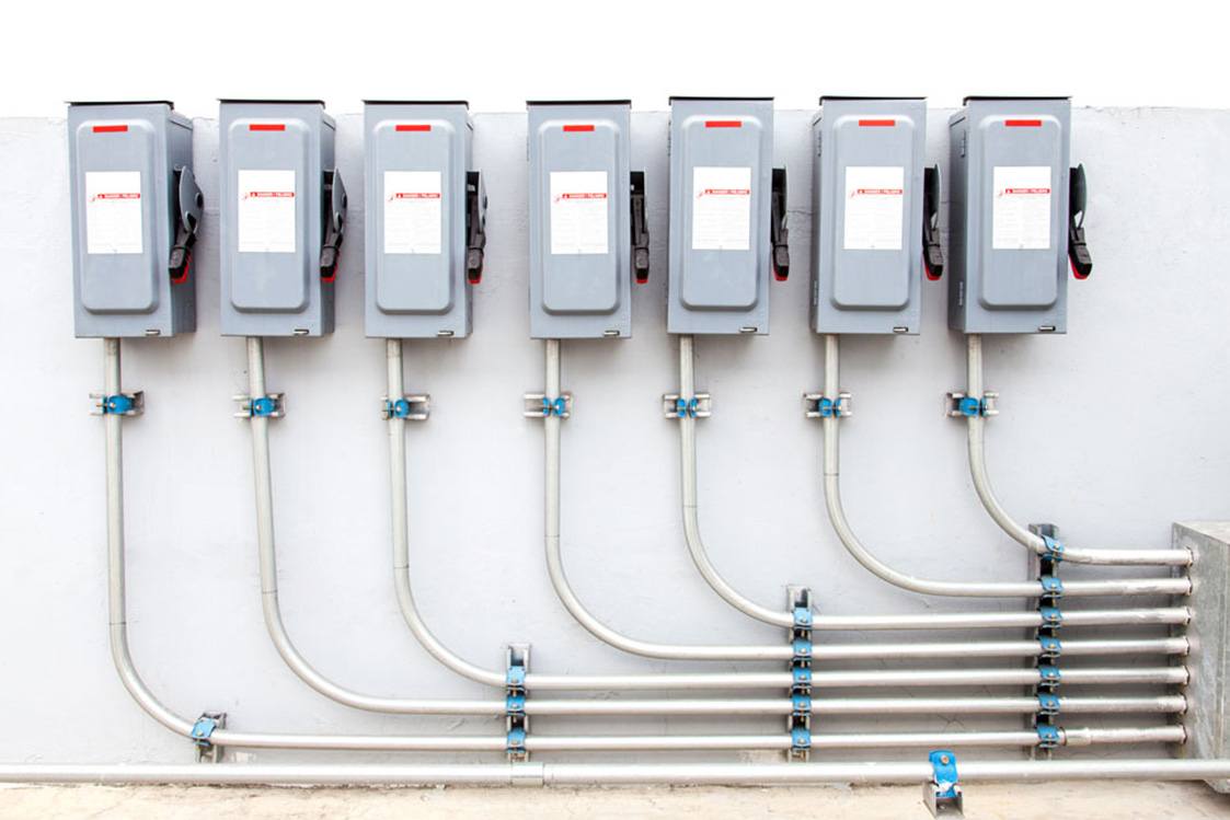 Organizing conduits has never been easier with Smart Clamps